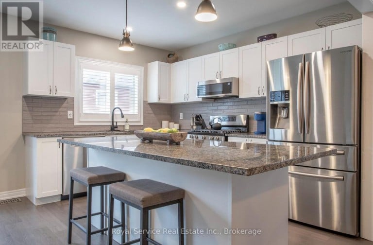 20 GRAINGER CRESCENT, Port Hope, Ontario, L1A0B8