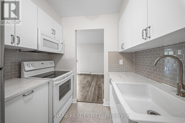 18 - 221 ORMOND DRIVE, Oshawa (Samac), Ontario, L1G6T7