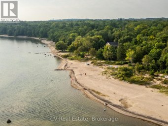 64 WAHNEKEWENING DRIVE Tiny Ontario photo 12