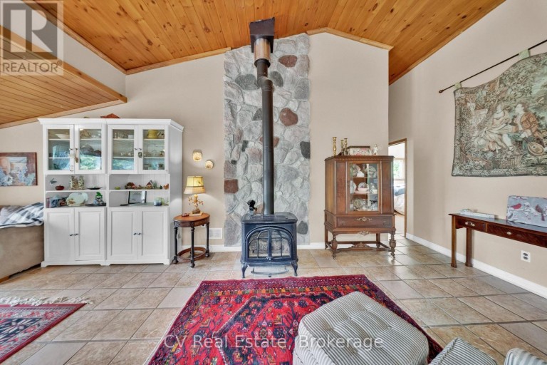 64 WAHNEKEWENING DRIVE, Tiny, Ontario, L0L2J0