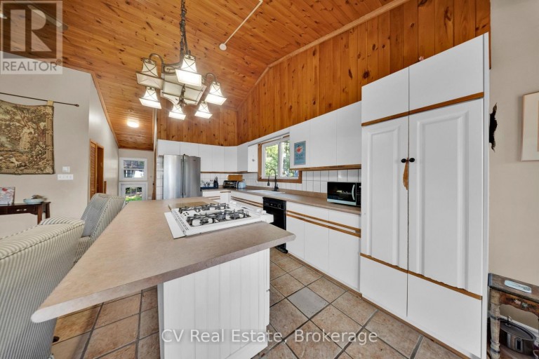 64 WAHNEKEWENING DRIVE, Tiny, Ontario, L0L2J0