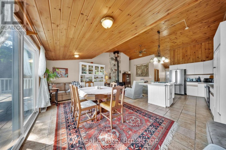 64 WAHNEKEWENING DRIVE, Tiny, Ontario, L0L2J0