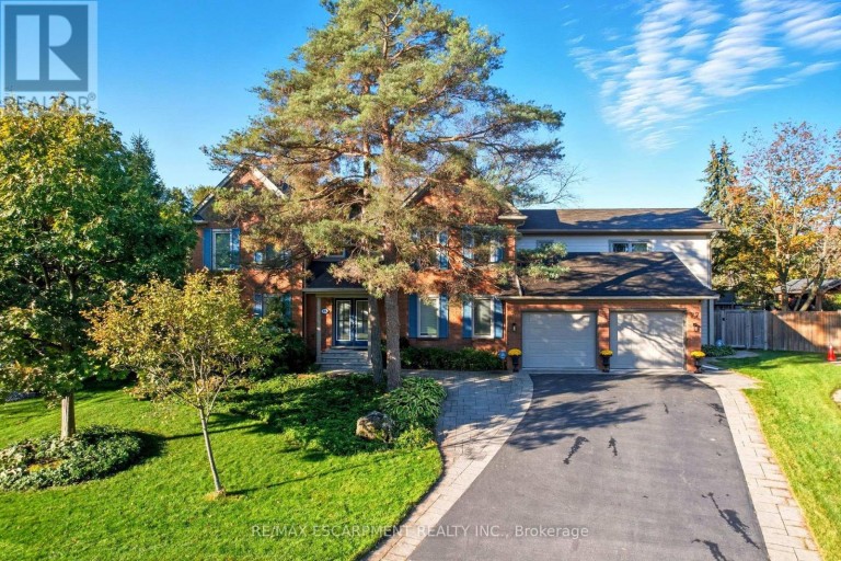 77 FLANDERS DRIVE, Hamilton (Waterdown), Ontario, L8B0G6