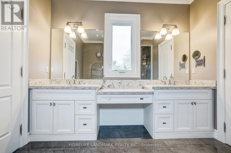 153 LAWRENCE AVENUE, Richmond Hill (Harding), Ontario, L4C1Z4