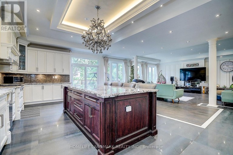 153 LAWRENCE AVENUE, Richmond Hill (Harding), Ontario, L4C1Z4