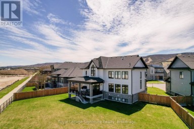 110 CATTAIL CRESCENT Blue Mountains Ontario photo 2