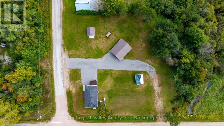 387 SELL ROAD, North Algona Wilberforce, Ontario, K8A6W4