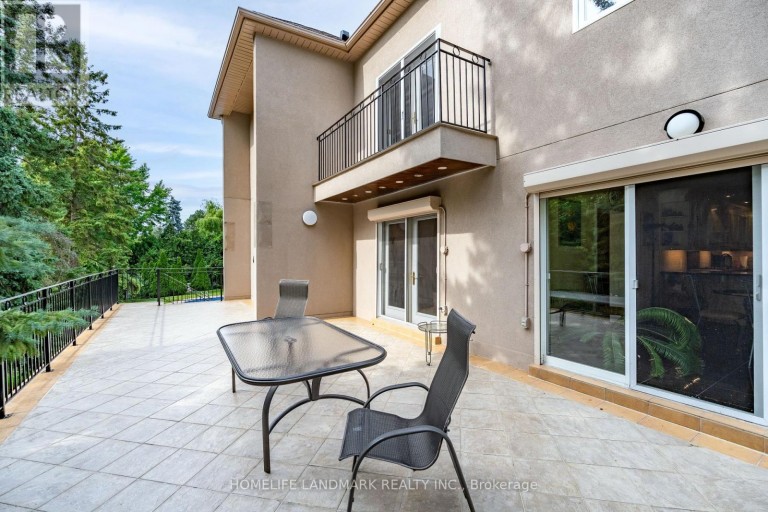 14 MEADOW HEIGHTS COURT, Vaughan (Uplands), Ontario, L4J1V6