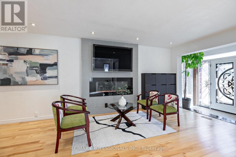 1259 UNDERWOOD DRIVE, Mississauga (Rathwood), Ontario, L4W3M9