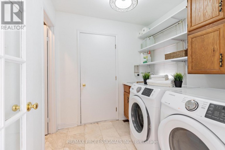 1259 UNDERWOOD DRIVE, Mississauga (Rathwood), Ontario, L4W3M9