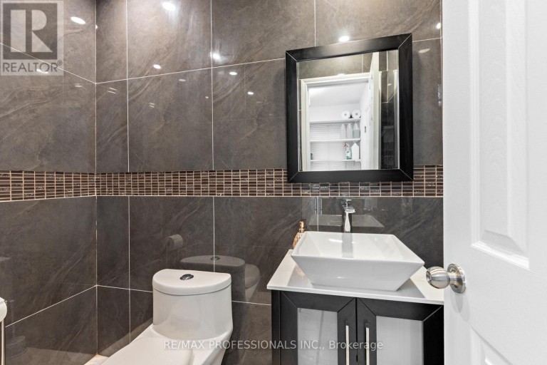 1259 UNDERWOOD DRIVE, Mississauga (Rathwood), Ontario, L4W3M9