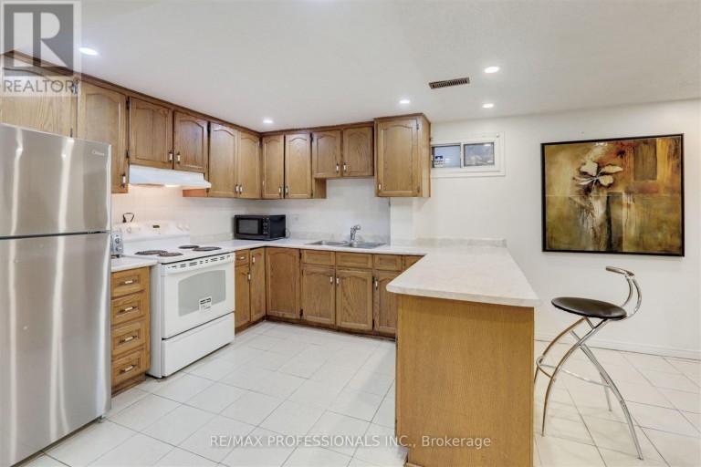 1259 UNDERWOOD DRIVE, Mississauga (Rathwood), Ontario, L4W3M9