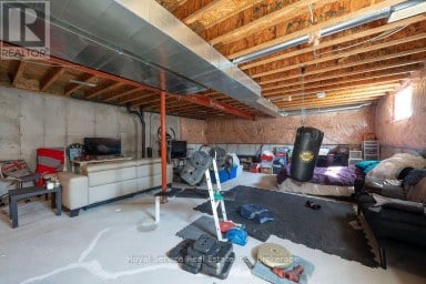 248 RUTTAN TERRACE Cobourg Ontario photo 45
