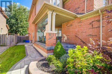 157 WALLER STREET Whitby (Rolling Acres) Ontario photo 10