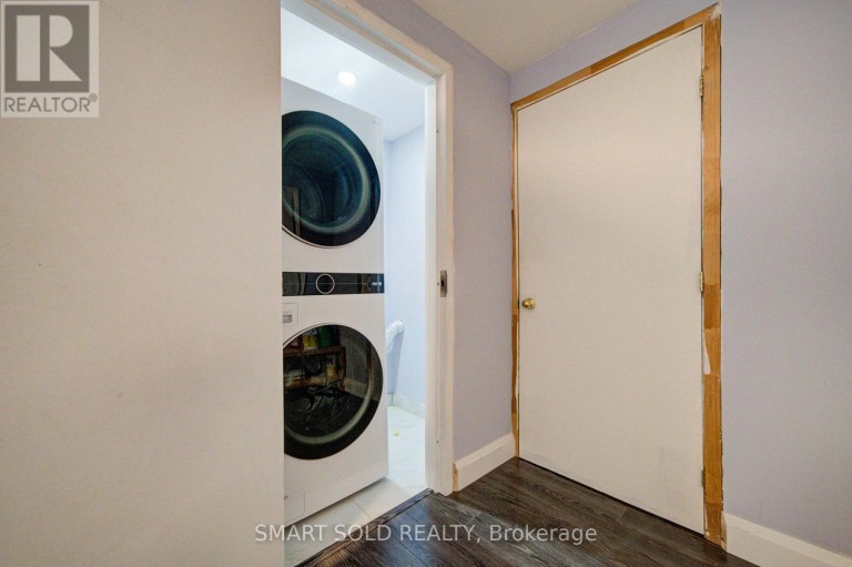 157 WALLER STREET, Whitby (Rolling Acres), Ontario, L1R2P7