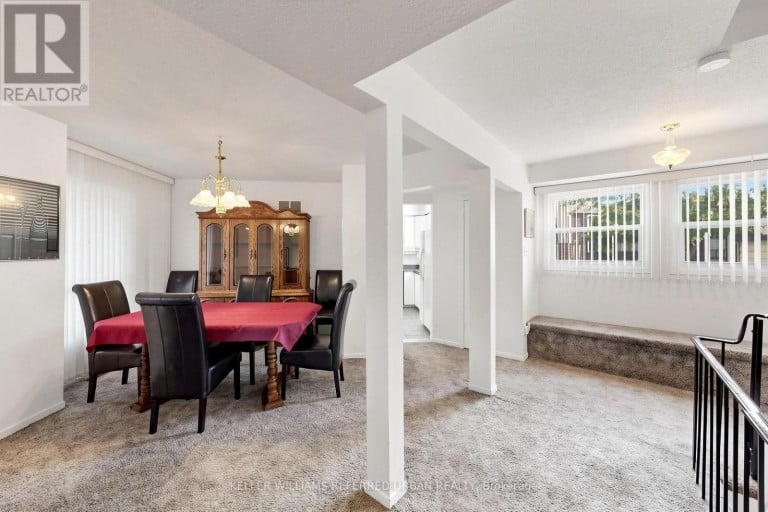 10 TURRET HILLWAY WAY, Toronto (Hillcrest Village), Ontario, M2H3A8