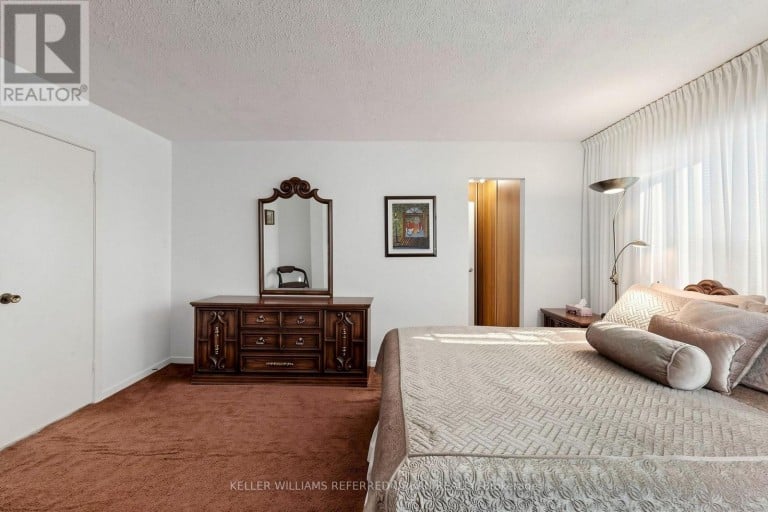 10 TURRET HILLWAY WAY, Toronto (Hillcrest Village), Ontario, M2H3A8