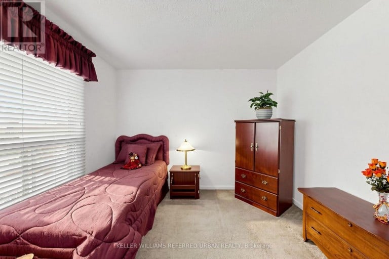 10 TURRET HILLWAY WAY, Toronto (Hillcrest Village), Ontario, M2H3A8