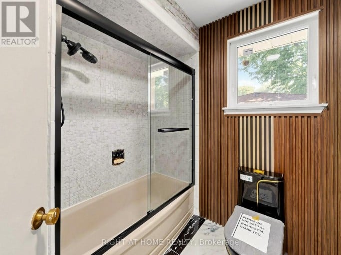 65 DARLINGSIDE DRIVE, Toronto (West Hill), Ontario, M1E3P2