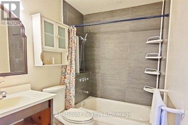 1058 ISABELLA STREET Innisfil Ontario photo 19