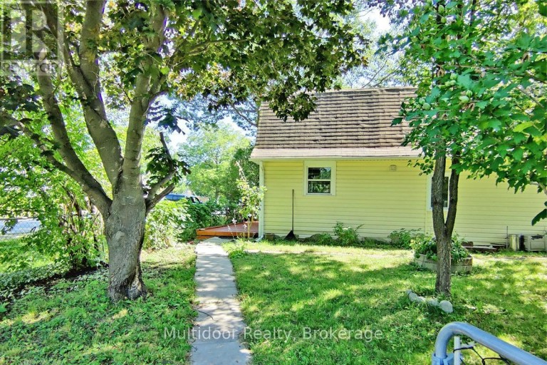 1058 ISABELLA STREET, Innisfil, Ontario, L0L1C0