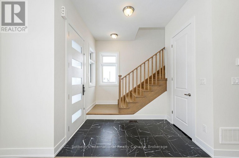 111 CLEMENT LANE, Blue Mountains, Ontario, N0H1J0