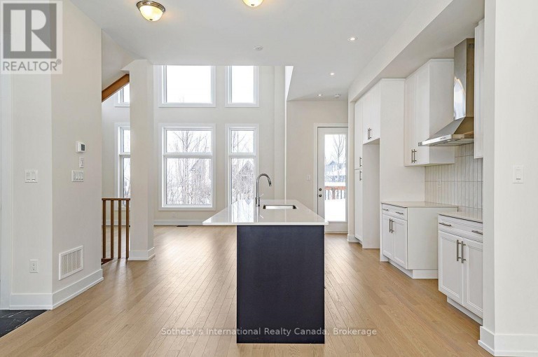 111 CLEMENT LANE, Blue Mountains, Ontario, N0H1J0