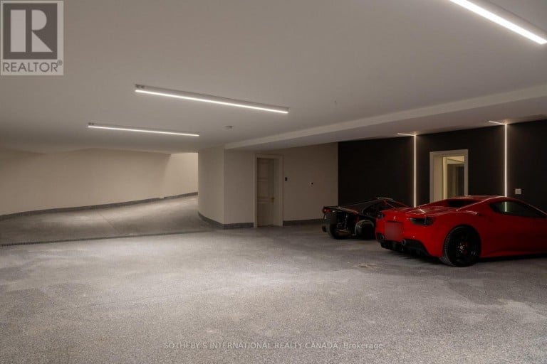 92 ARJAY CRESCENT, Toronto (Bridle Path-Sunnybrook-York Mills), Ontario, M2L1C7