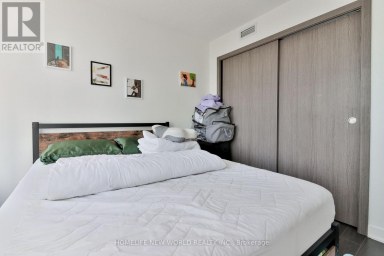 812 - 17 BATHURST STREET Toronto (Waterfront Communities) Ontario photo 9