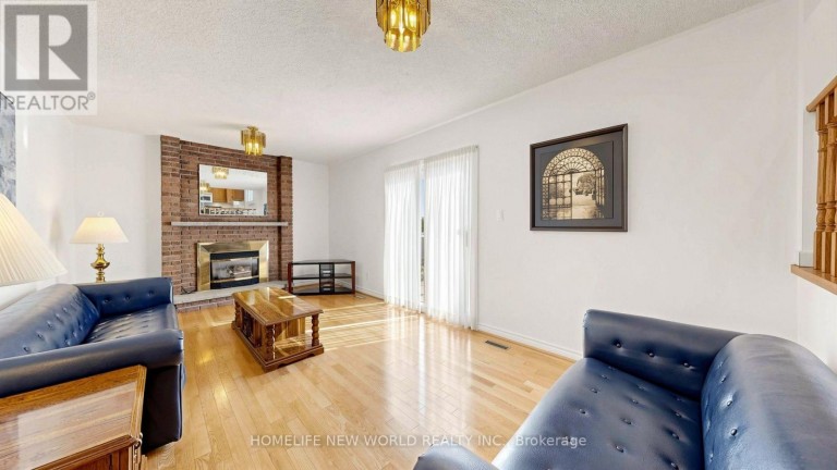 59 KILCHURN CASTLE DRIVE, Toronto (Tam O'Shanter-Sullivan), Ontario, M1T2W3