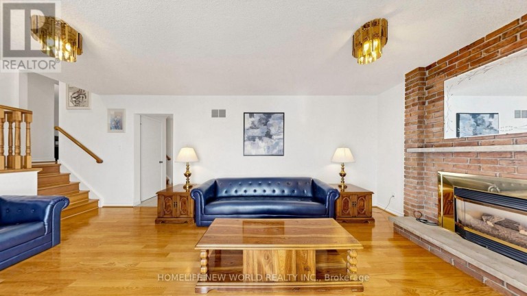 59 KILCHURN CASTLE DRIVE, Toronto (Tam O'Shanter-Sullivan), Ontario, M1T2W3