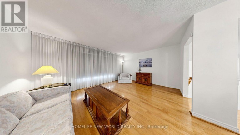 59 KILCHURN CASTLE DRIVE, Toronto (Tam O'Shanter-Sullivan), Ontario, M1T2W3