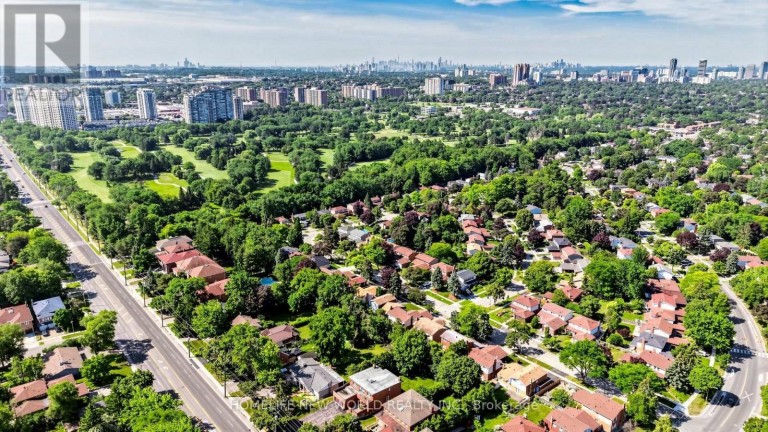 59 KILCHURN CASTLE DRIVE, Toronto (Tam O'Shanter-Sullivan), Ontario, M1T2W3