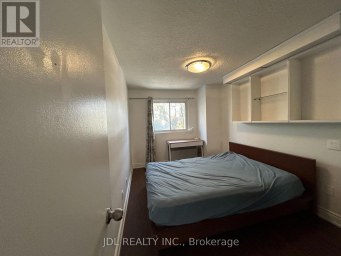 ONE BEDROOM 2ND FLOOR - 66 STONEHILL CRT COURT Toronto (L'Amoreaux) Ontario photo 4