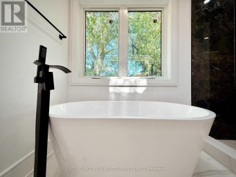 21 VANBRUGH AVENUE Toronto (Birchcliffe-Cliffside) Ontario photo 19