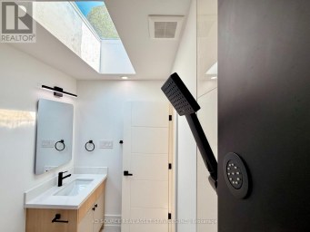 21 VANBRUGH AVENUE Toronto (Birchcliffe-Cliffside) Ontario photo 24