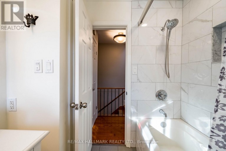 55 LARWOOD BOULEVARD, Toronto (Cliffcrest), Ontario, M1M2M6