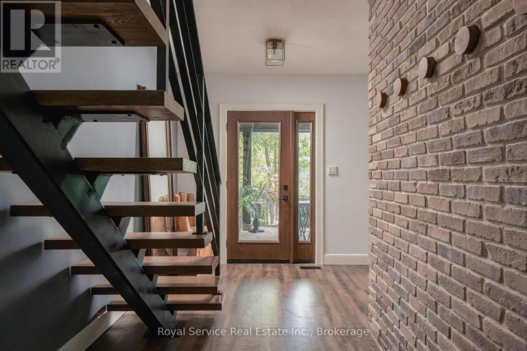 126 RIDGEWOOD ROAD, Peterborough (Monaghan Ward 2), Ontario, K9J1P3