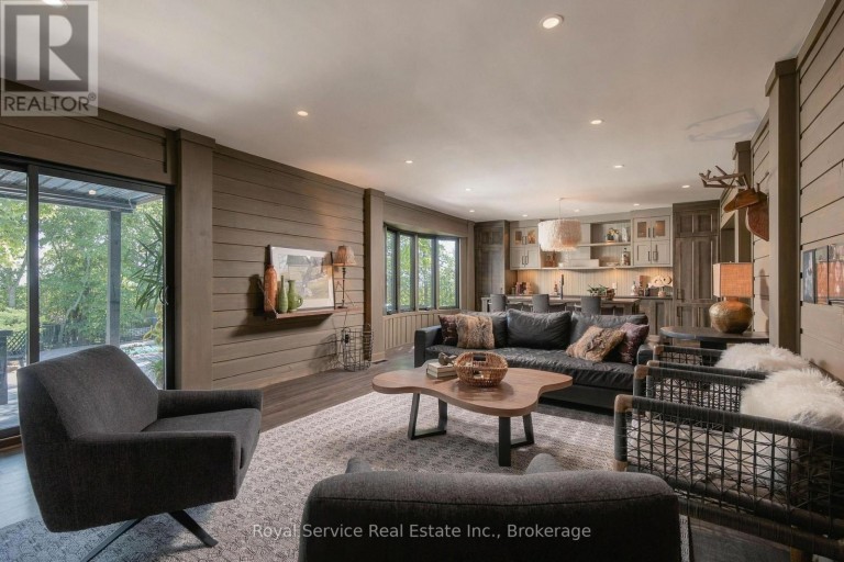 126 RIDGEWOOD ROAD, Peterborough (Monaghan Ward 2), Ontario, K9J1P3