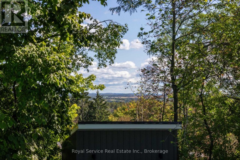 126 RIDGEWOOD ROAD, Peterborough (Monaghan Ward 2), Ontario, K9J1P3
