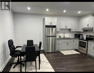 121 APPLEYARD AVENUE Vaughan (Kleinburg) Ontario photo 1
