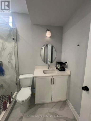 121 APPLEYARD AVENUE, Vaughan (Kleinburg), Ontario, L4H3N5
