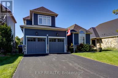 63 SILVER CRESCENT Collingwood Ontario photo 1