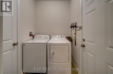 63 SILVER CRESCENT Collingwood Ontario photo 16
