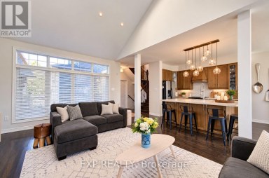 63 SILVER CRESCENT Collingwood Ontario photo 8