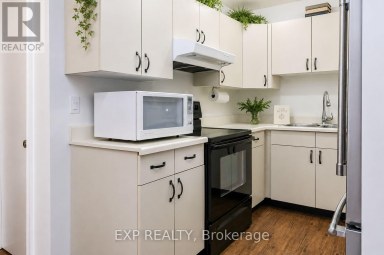 9 TRAFALGAR ROAD Collingwood Ontario photo 8