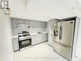 61 BLOOMINGTON CRESCENT Toronto (Black Creek) Ontario photo 31