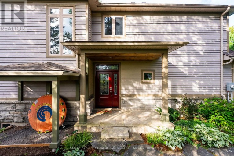 1 DONALD DRIVE, Muskoka Lakes (Medora), Ontario, P0B1J0