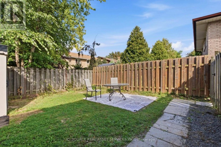 LOWER - 247 GREENCEDAR DRIVE, Hamilton (Gurnett), Ontario, L9C6S2