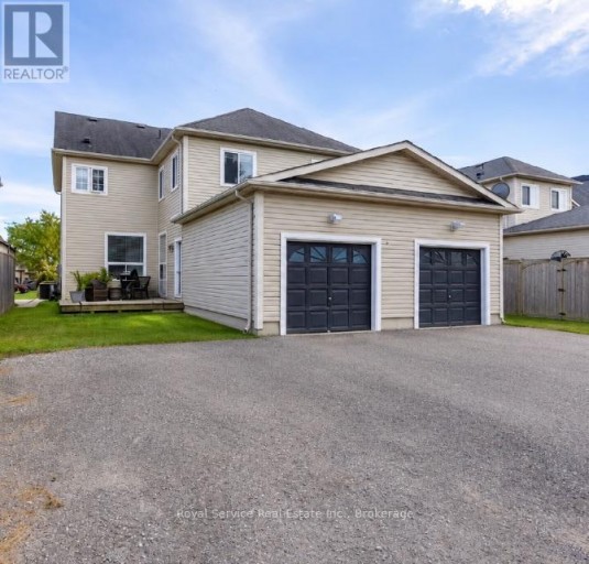 762 CARLISLE STREET, Cobourg, Ontario, K9A0C6